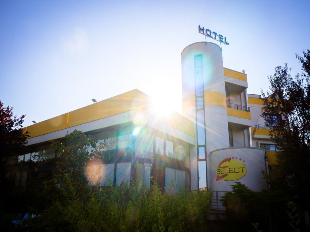 Hotel Select Atessa Exterior foto