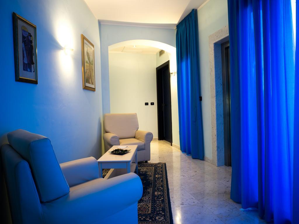 Hotel Select Atessa Exterior foto