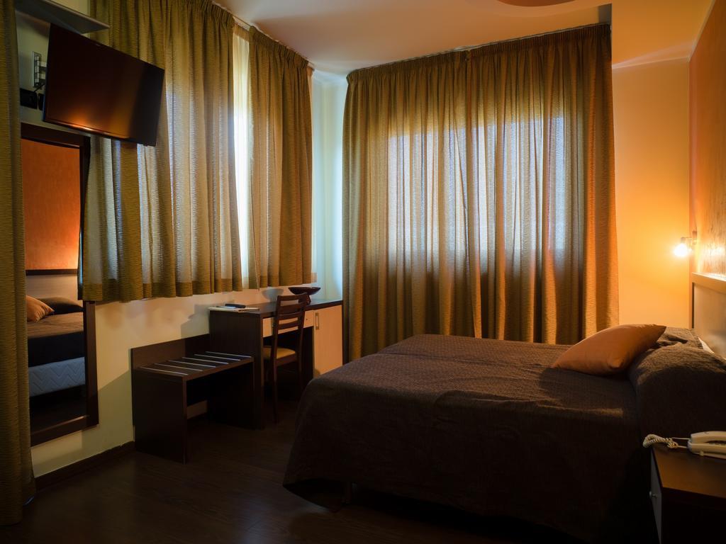 Hotel Select Atessa Exterior foto