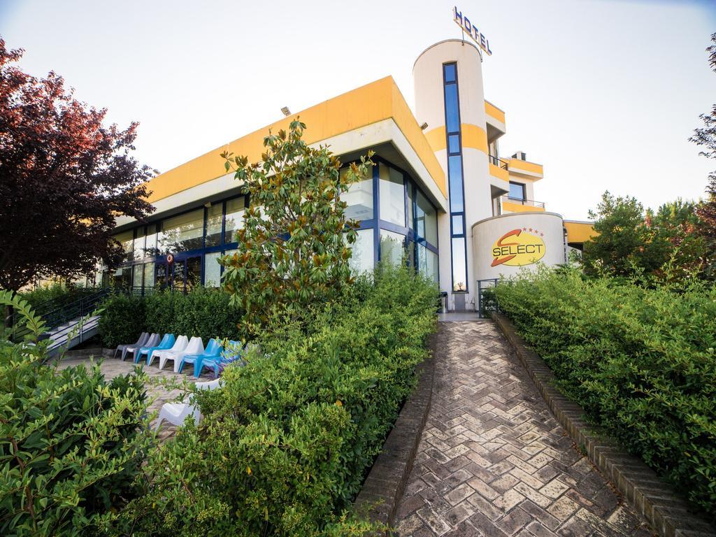 Hotel Select Atessa Exterior foto
