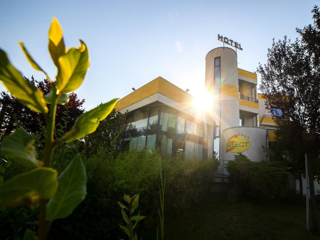 Hotel Select Atessa Exterior foto