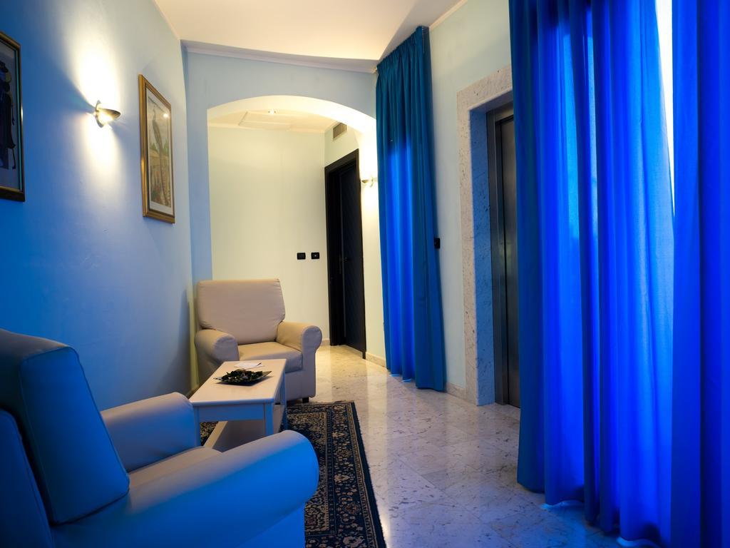 Hotel Select Atessa Exterior foto