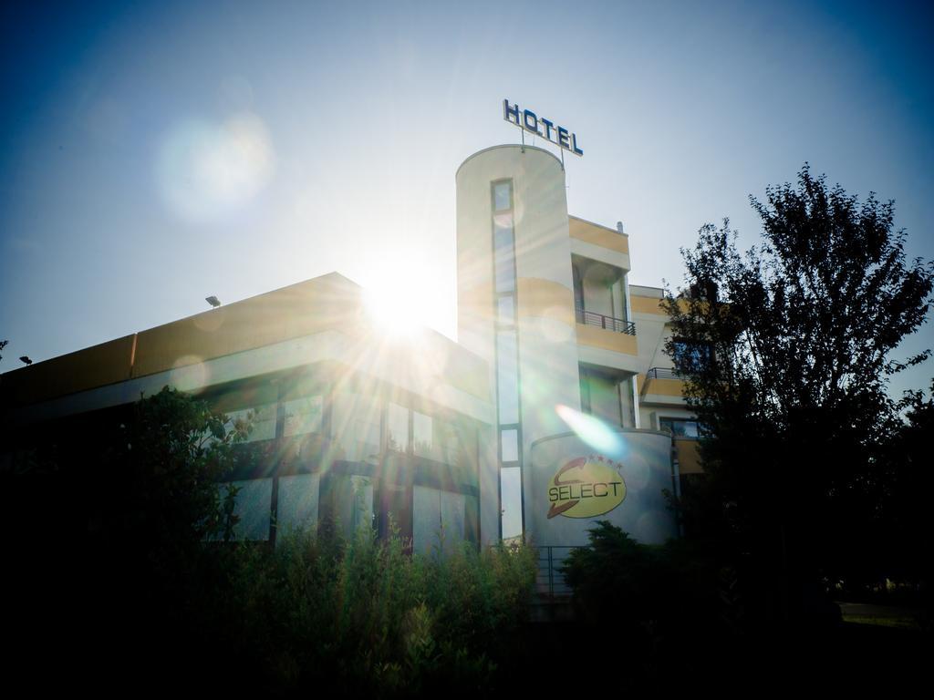 Hotel Select Atessa Exterior foto
