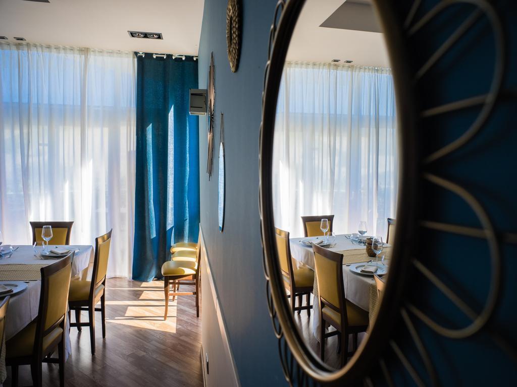 Hotel Select Atessa Exterior foto