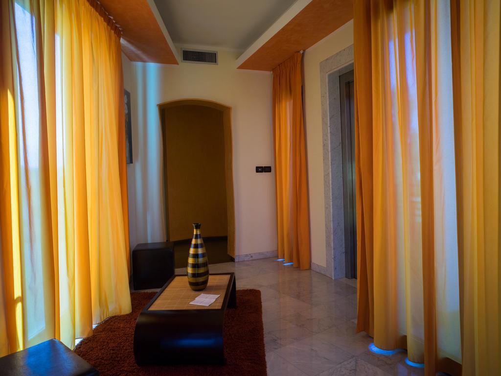 Hotel Select Atessa Exterior foto